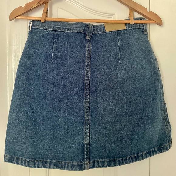 Vintage Button-Up Medium Wash Mini Jean Skirt | Size M - Picture 2 of 5
